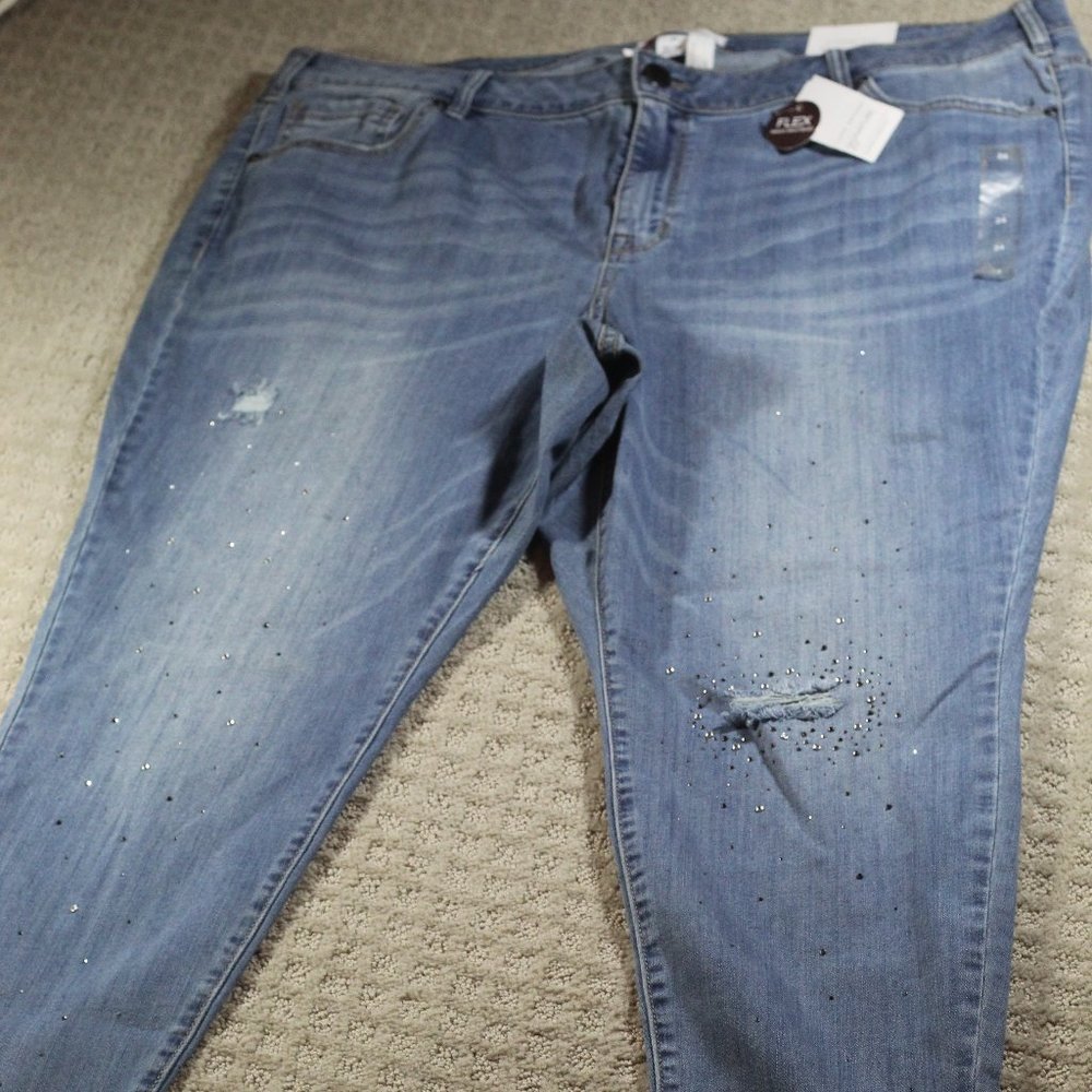 NWT Lane Bryant Size 24 Distressed and Bling Light Blue Jeans